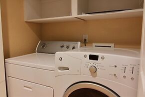 Executive Beach Paradise SH7345