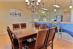 Executive Beach Paradise SH7345