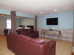 Executive Beach Paradise SH7345