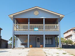 Cyndy s Beach House TS528