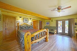 IVACAZ Suites on the Golf Course