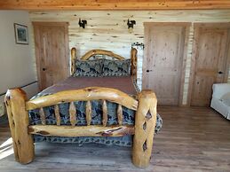 IVACAZ Suites on the Golf Course