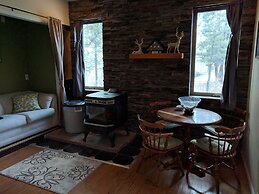 IVACAZ Suites on the Golf Course