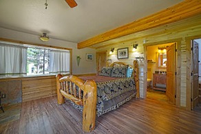 IVACAZ Suites on the Golf Course