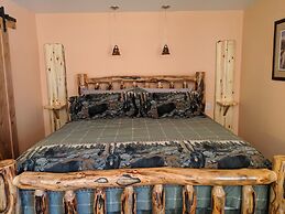 IVACAZ Suites on the Golf Course