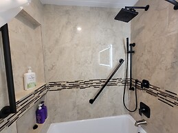 IVACAZ Suites on the Golf Course