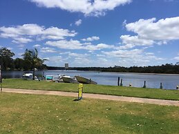 Riviera Caravan Park