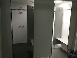 Riviera Caravan Park