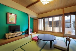 YamaYuri No Yado