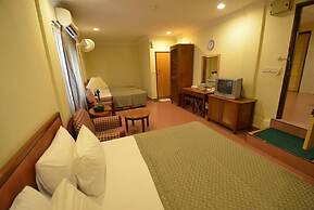 Lotus Family Hotel, Medan Tuanku