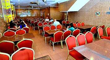 Lotus Family Hotel, Medan Tuanku