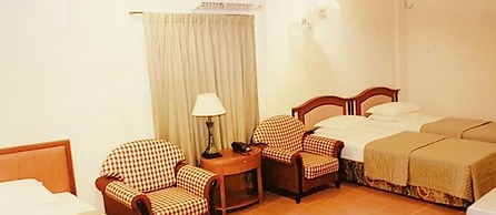 Lotus Family Hotel, Medan Tuanku