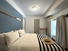 Nautical Home & Seashell House B&B