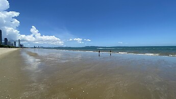 Beach 7 Condo by GrandisVillas