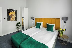 Old Town Residence BIS