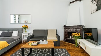 Old Town Residence BIS