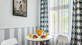 Old Town Residence BIS