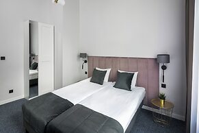 Old Town Residence BIS