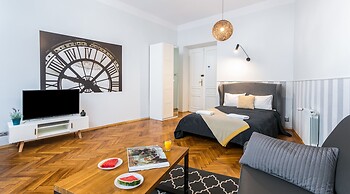 Old Town Residence BIS