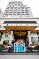 Lam Giang Hotel