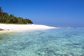 Tropic Tree Hotel Maldives