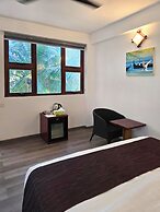 Tropic Tree Hotel Maldives