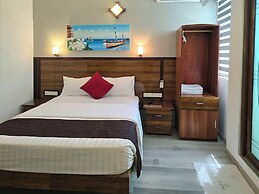 Tropic Tree Hotel Maldives