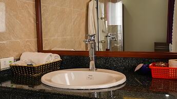 Family Airport Hotel