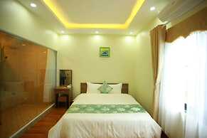 Family Airport Hotel