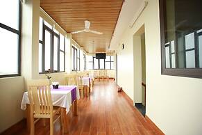 Family Airport Hotel