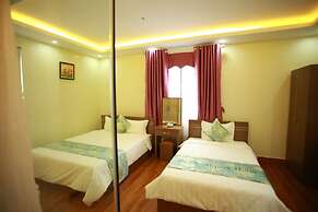 Family Airport Hotel