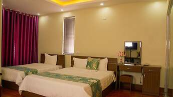 Family Airport Hotel