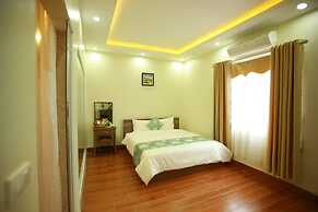 Family Airport Hotel