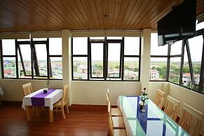 Family Airport Hotel