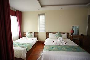 Family Airport Hotel