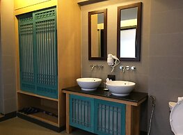 Villas Residence By Weekender Resort