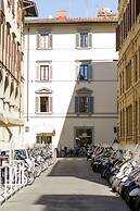 Arnobio Florence Suites