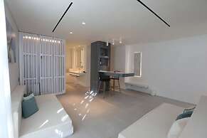 Mykonos Dove Beachfront Hotel