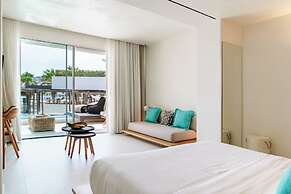 Mykonos Dove Beachfront Hotel