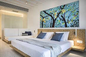 Mykonos Dove Beachfront Hotel