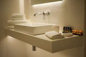 Mykonos Dove Beachfront Hotel