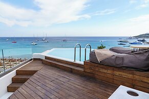 Mykonos Dove Beachfront Hotel