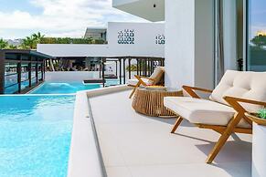Mykonos Dove Beachfront Hotel