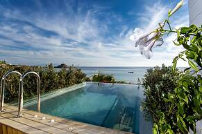 Mykonos Dove Beachfront Hotel