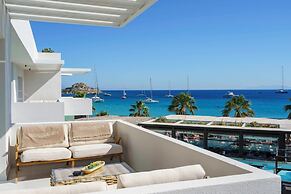 Mykonos Dove Beachfront Hotel