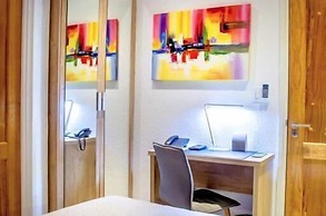 Q-Inn Boutique Hotel