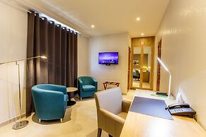 Q-Inn Boutique Hotel