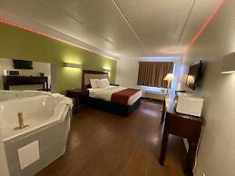 SkyLight Inn Cleveland - Willoughby