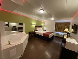 SkyLight Inn Cleveland - Willoughby