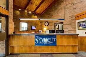 SkyLight Inn Cleveland - Willoughby